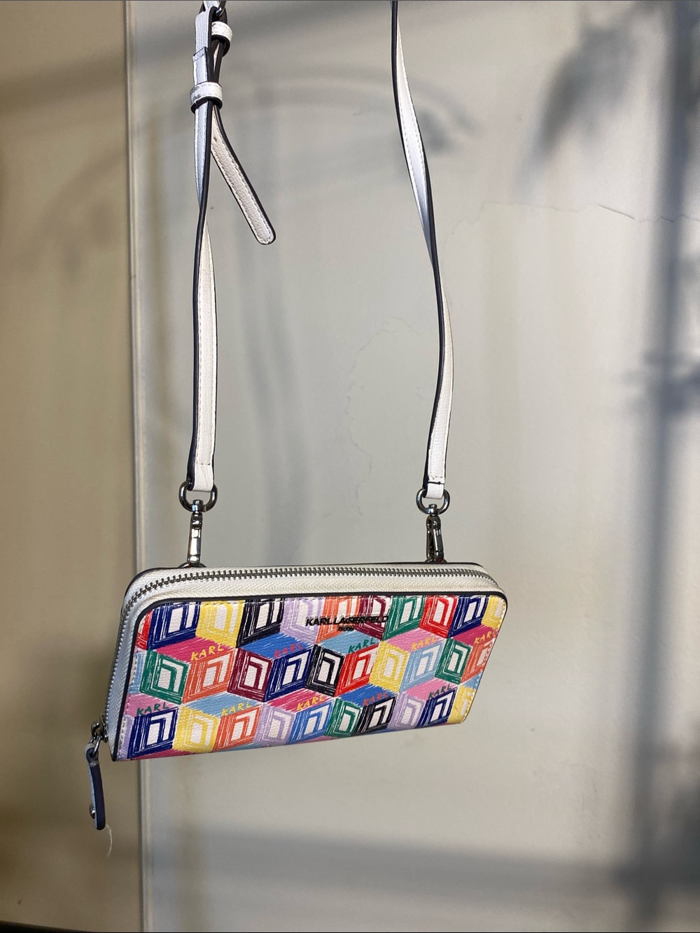 Karl Lagerfeld White Multicolor Cube-Print Crossbody Wallet